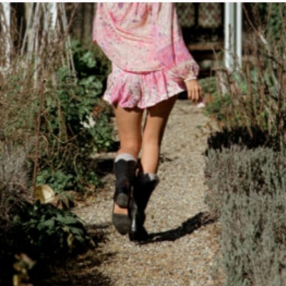 💎Spell Mystic Flutter Shorts!! Musk! XXS! BNWT!!